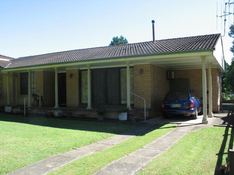 15 East Combined Street, Wingham NSW 2429