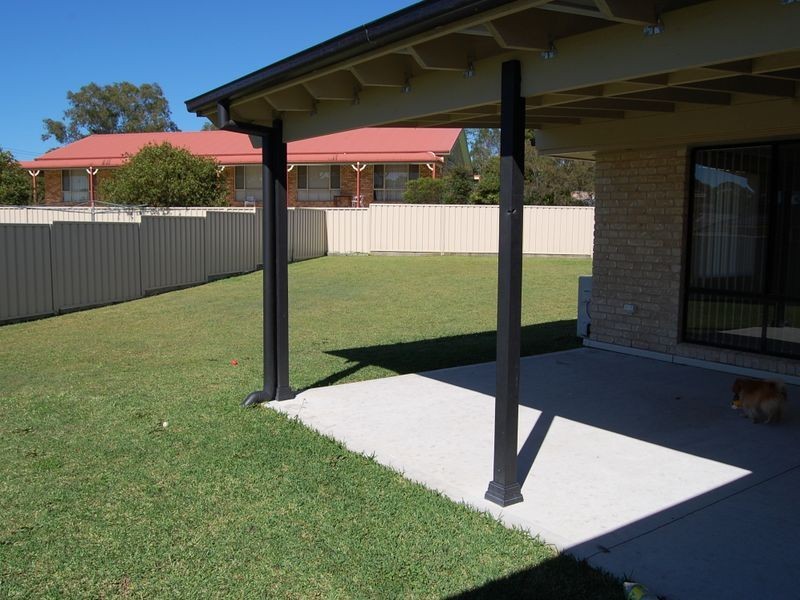 13 Hunter Place, Wingham NSW 2429