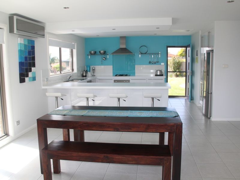 1 Treetops Parade, Wingham NSW 2429