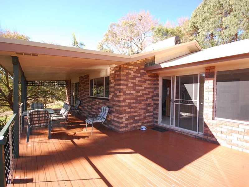 5 Felton Place, Wingham NSW 2429