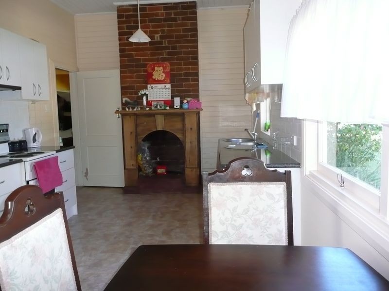 2 Machin Parade, Wingham NSW 2429