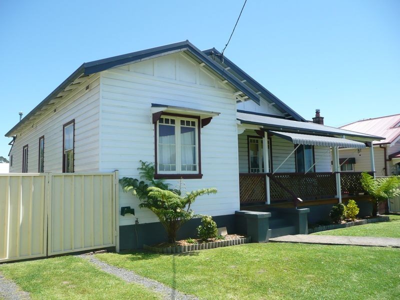 28 Queen Street, Wingham NSW 2429