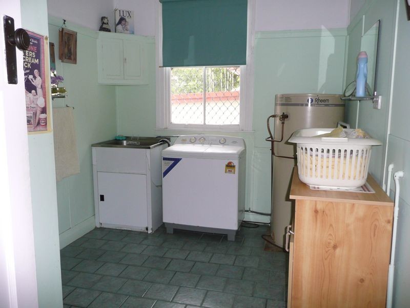 16 Farquhar Street, Wingham NSW 2429