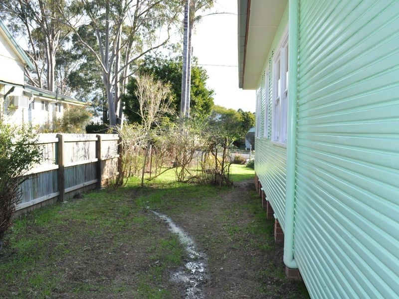 7 Rowley Street, Wingham NSW 2429