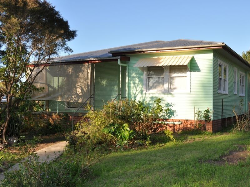 7 Rowley Street, Wingham NSW 2429
