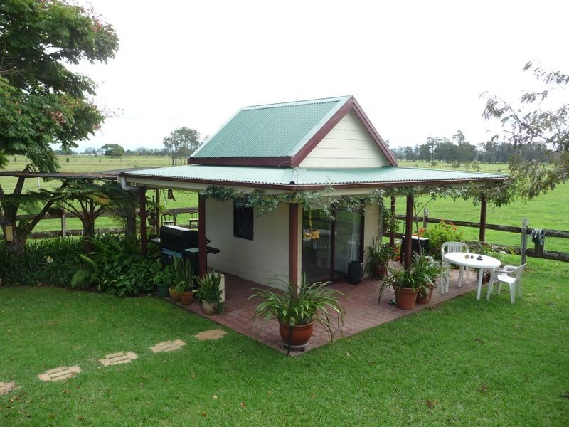 Jones Island NSW 2430
