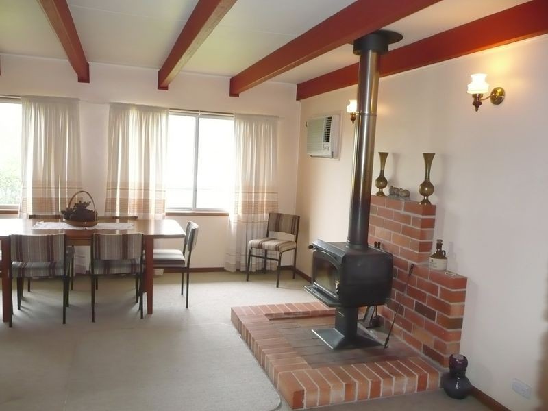 17 Moon Street, Wingham NSW 2429