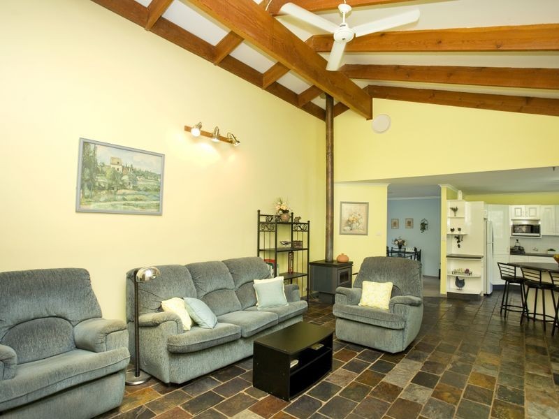 8 Kingfisher Drive, Wingham NSW 2429