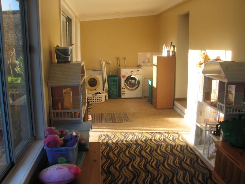 6 Rowley Street, Wingham NSW 2429