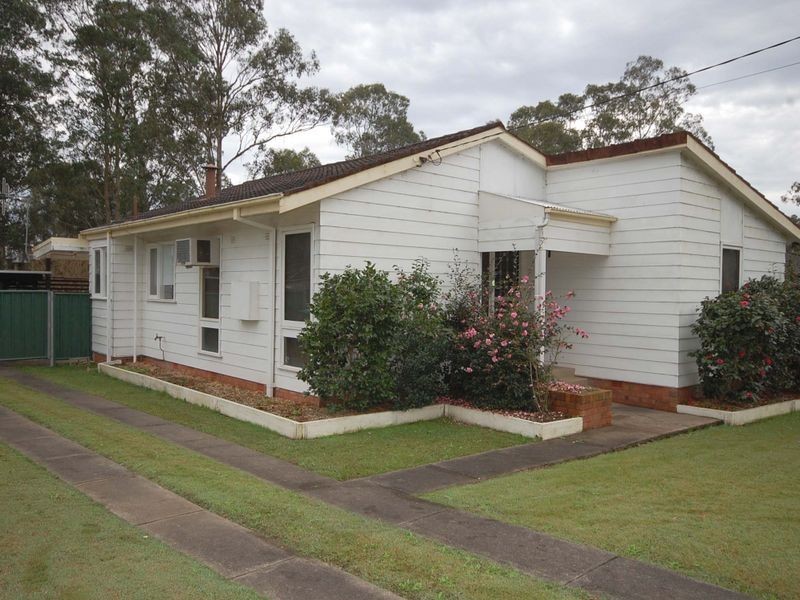 9 Irvine Street, Wingham NSW 2429