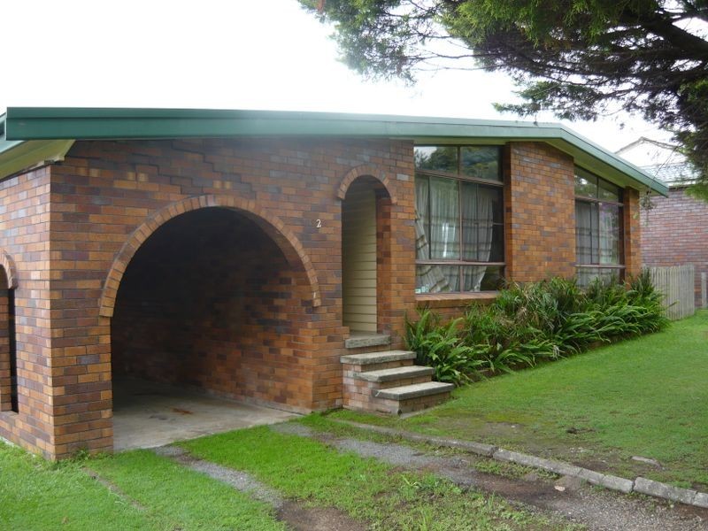 2 Hillcrest Avenue, Wingham NSW 2429