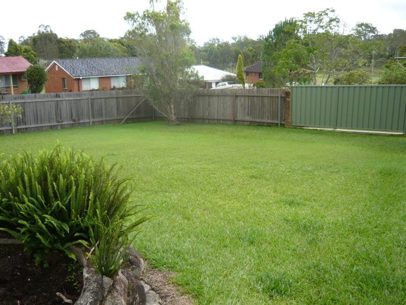 2 Hillcrest Avenue, Wingham NSW 2429