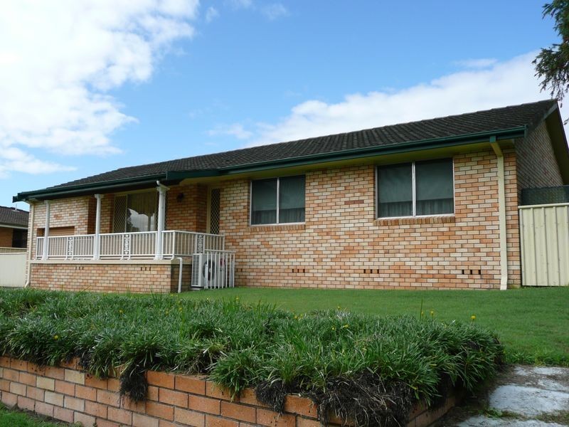 13 Warrawillah Avenue, Wingham NSW 2429