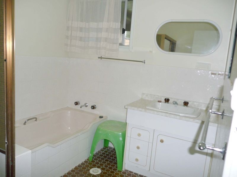 13 Warrawillah Avenue, Wingham NSW 2429