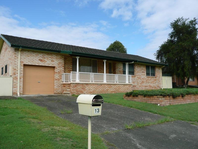13 Warrawillah Avenue, Wingham NSW 2429