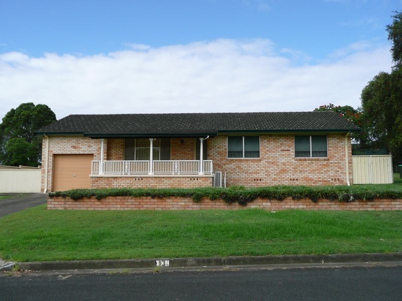 13 Warrawillah Avenue, Wingham NSW 2429