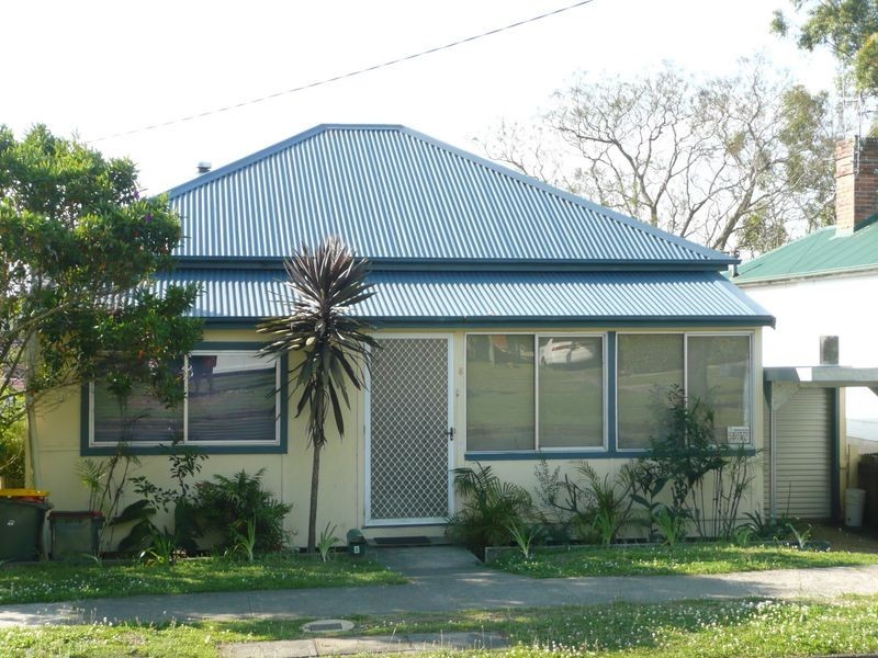 8 Bent Street, Wingham NSW 2429