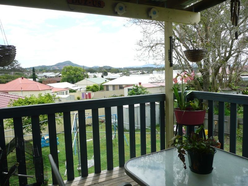 8 Bent Street, Wingham NSW 2429