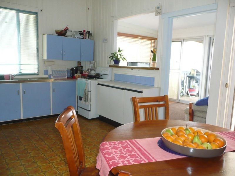 8 Bent Street, Wingham NSW 2429