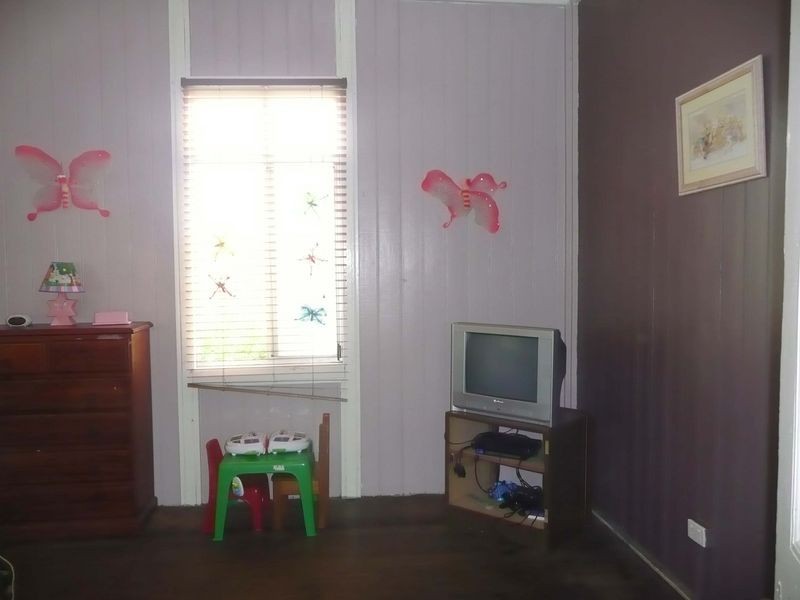 8 Bent Street, Wingham NSW 2429