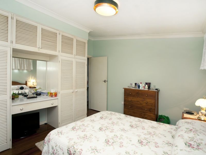 2 Hillcrest Avenue, Wingham NSW 2429