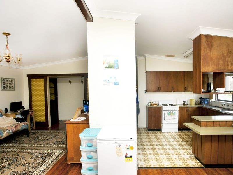 2 Hillcrest Avenue, Wingham NSW 2429