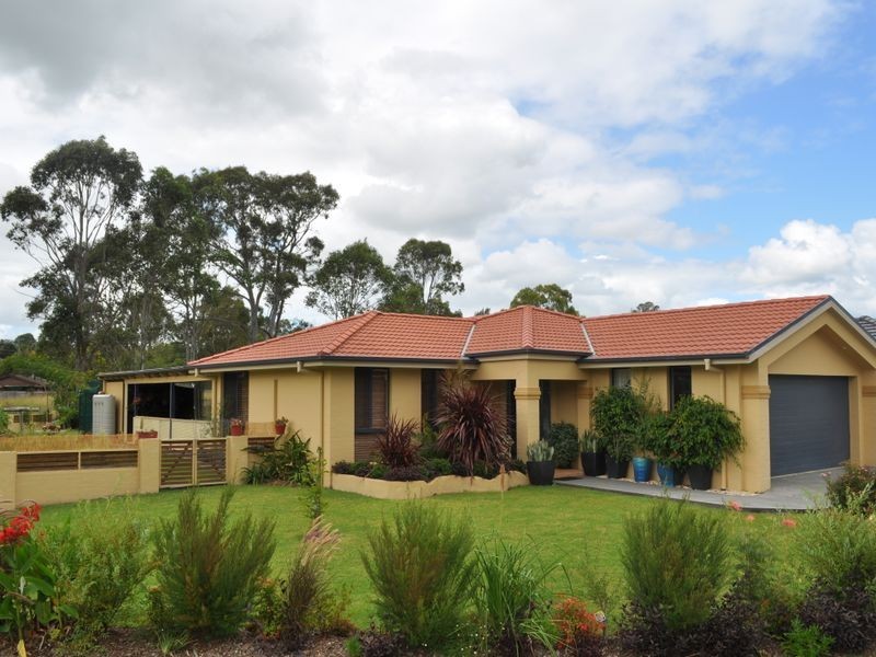 27 Abbott Street, Wingham NSW 2429