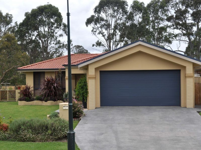 27 Abbott Street, Wingham NSW 2429