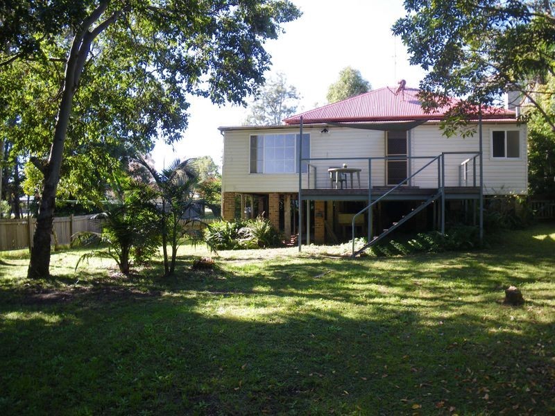 4 Queen Street, Wingham NSW 2429