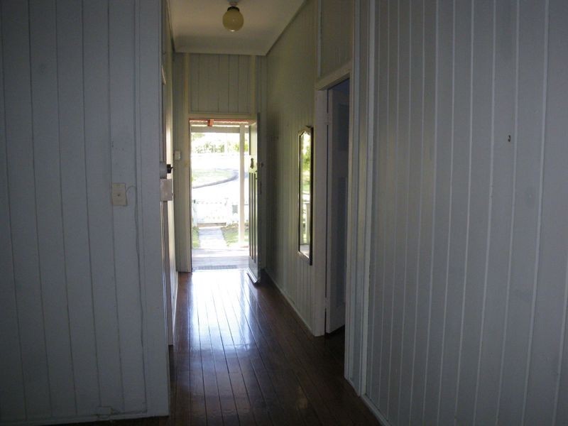 4 Queen Street, Wingham NSW 2429