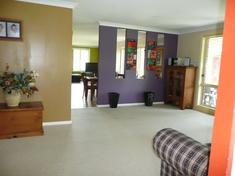 8 Country Club Drive, Wingham NSW 2429