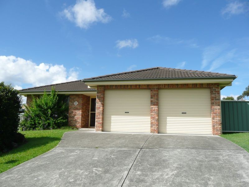 8 Country Club Drive, Wingham NSW 2429