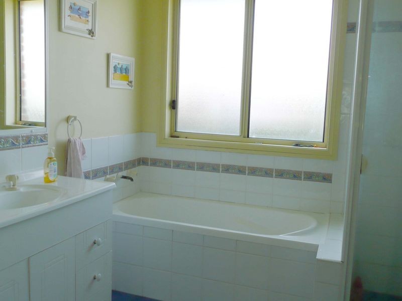 8 Country Club Drive, Wingham NSW 2429