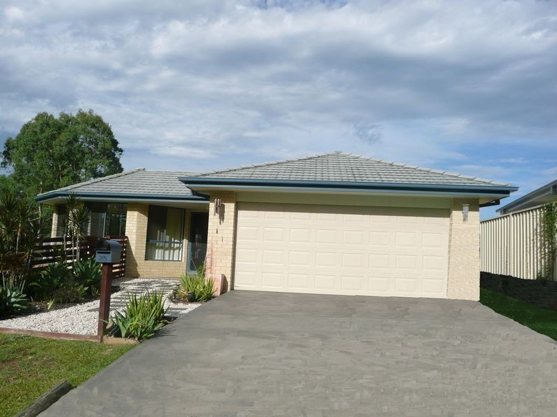 25 Burdett Street, Tinonee NSW 2430