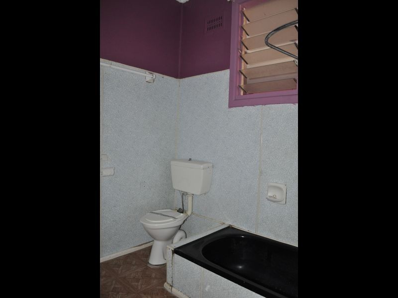 86 Queen Street North, Wingham NSW 2429