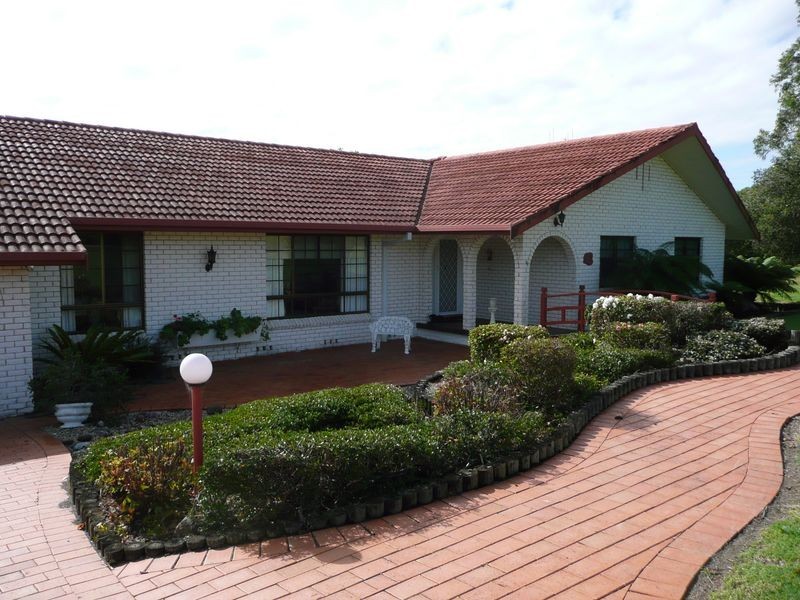 24 Riverview Drive, Wingham NSW 2429