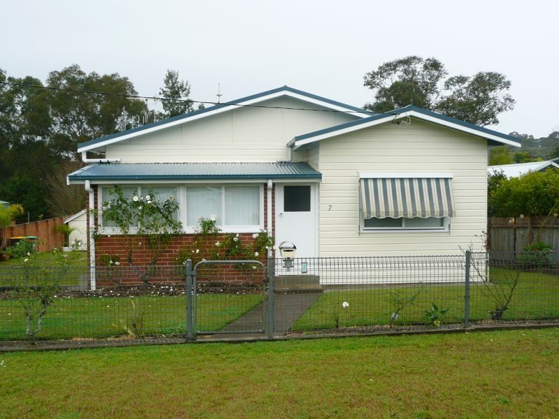 7 Rouse Street, Wingham NSW 2429