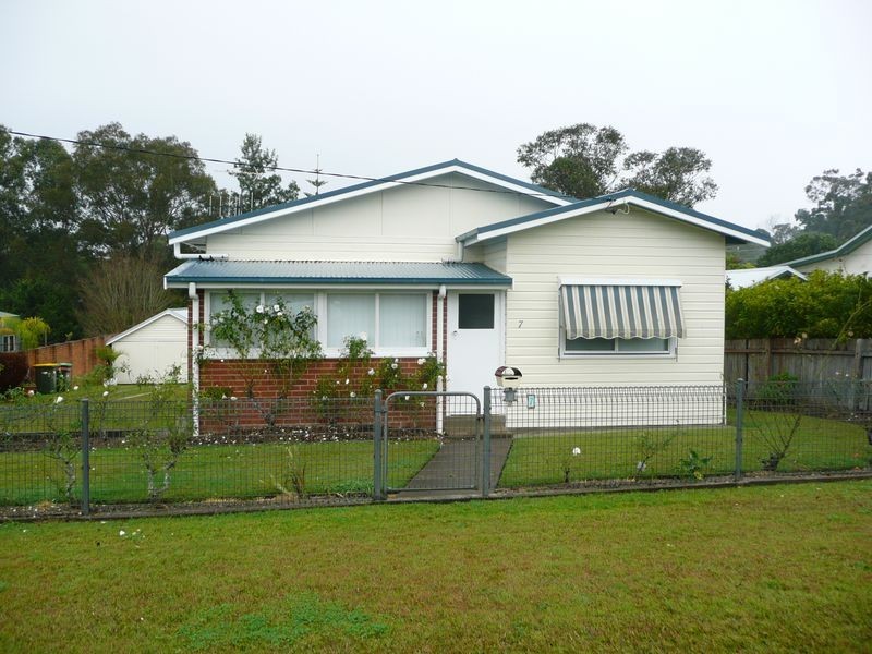 7 Rouse Street, Wingham NSW 2429