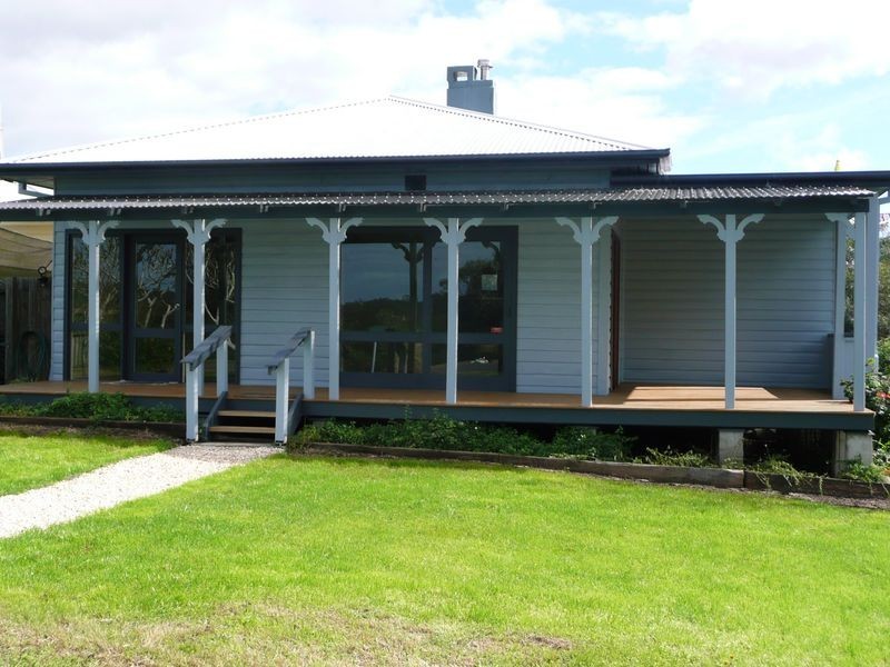1 Machin Parade, Wingham NSW 2429