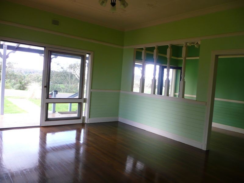 1 Machin Parade, Wingham NSW 2429