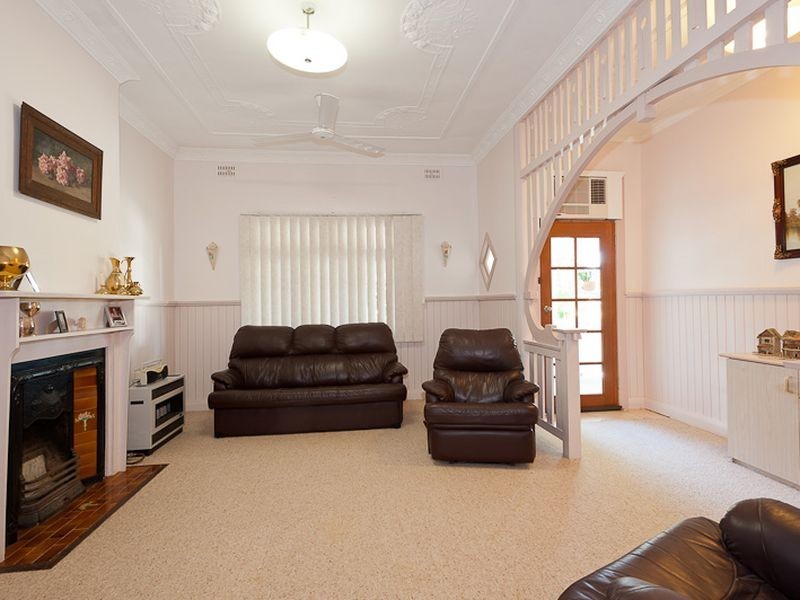 39 Appletree Street, Wingham NSW 2429
