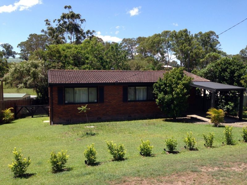 15 Mcpherson Street, Wingham NSW 2429
