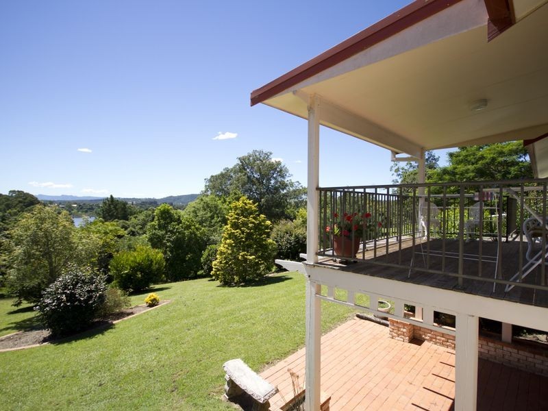 24 Riverview Drive, Wingham NSW 2429