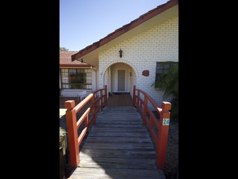 24 Riverview Drive, Wingham NSW 2429