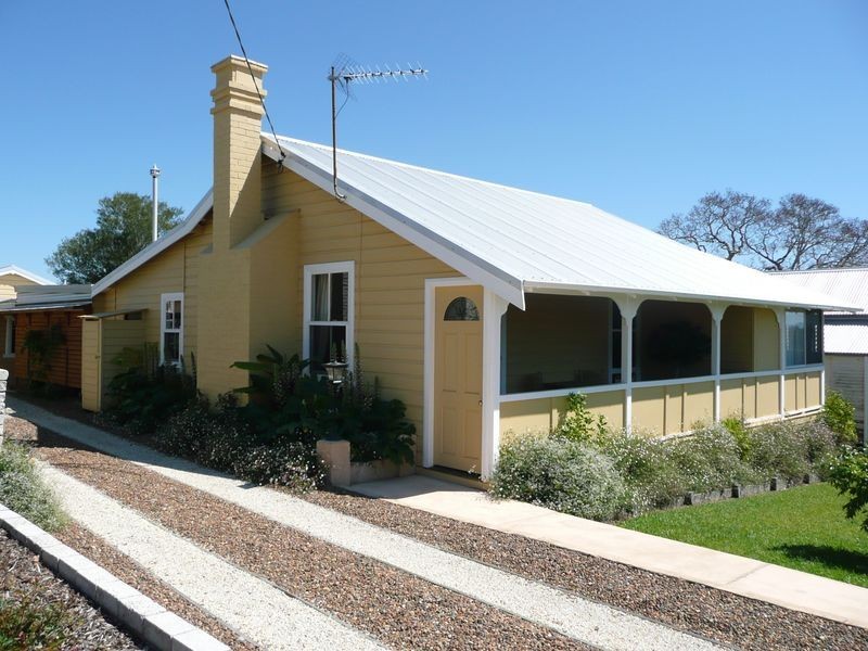 32 Wyoming Street, Wingham NSW 2429