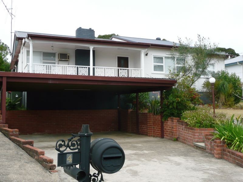 4 McPherson Street, Wingham NSW 2429