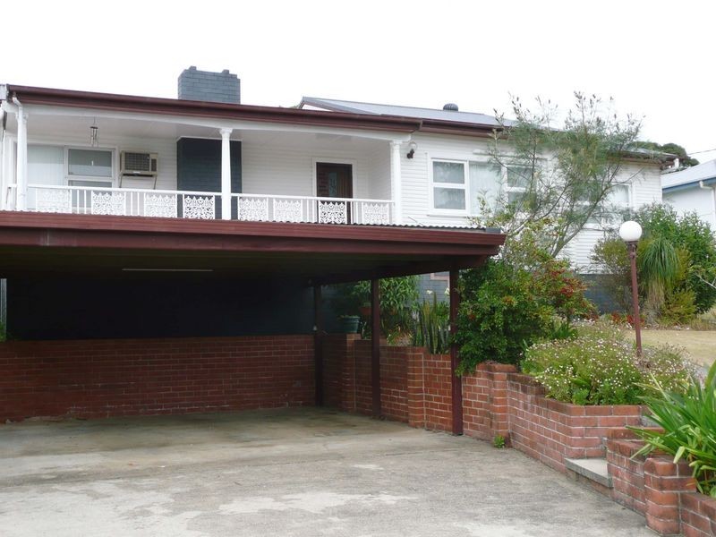 4 McPherson Street, Wingham NSW 2429