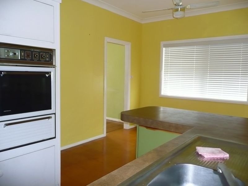 4 McPherson Street, Wingham NSW 2429