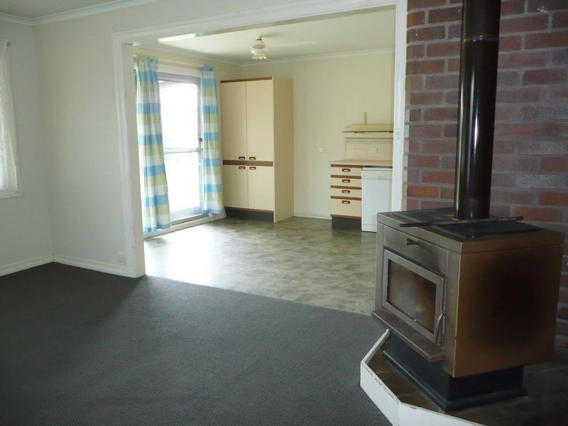 37 Murray Road, Wingham NSW 2429