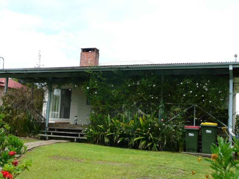 8 Keech Street, Wingham NSW 2429